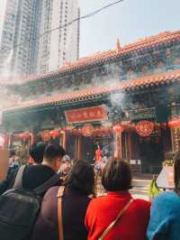 🇭🇰 香港 免費求籤算命 崇奉儒、釋、道三教 香港最著名的廟宇