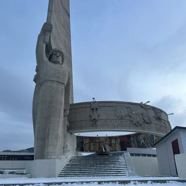 【ウランバートル】🇲🇳 ザイサン・トルゴイ