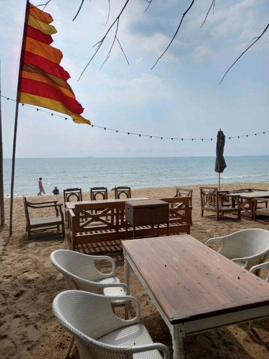 ร้านอาหารริมทะเล