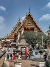 🌟 Wat Pho, Bangkok – Home of the Giant Reclining Buddha! 🇹🇭✨