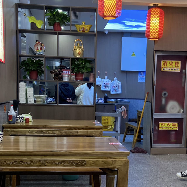 虎子水盆羊肉｜西安在地人氣老店