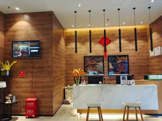 元陽雲之夢酒店，一晚千元入住當地高檔酒店！