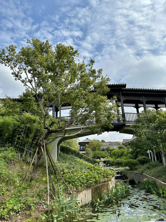 Architecture as Time Machine: Guangzhou's Cultural Masterpiece