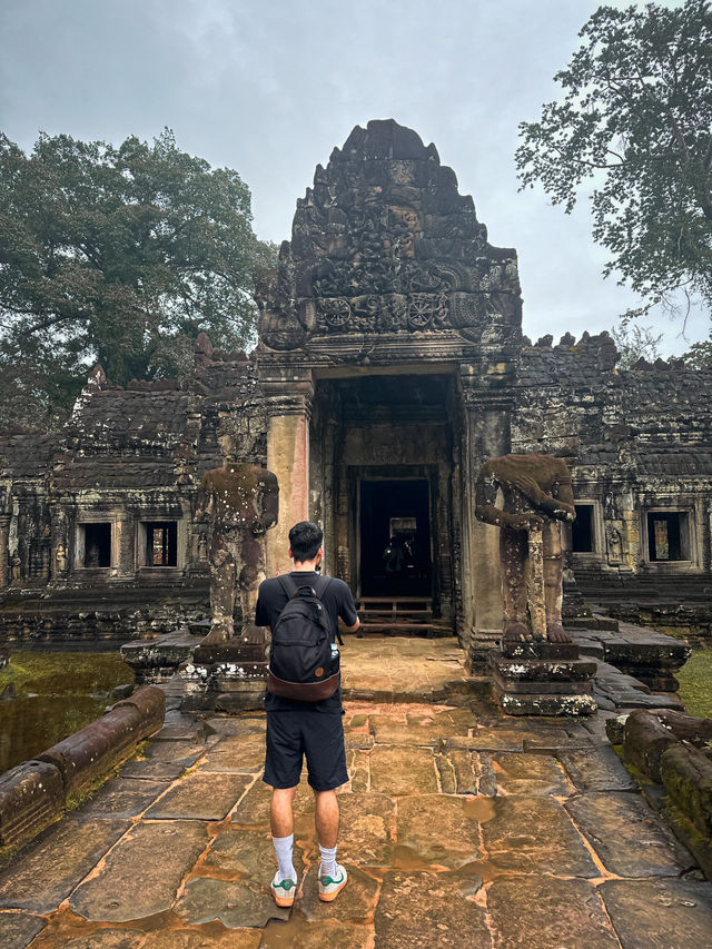 Prasat Preah Khan 12th century sword city in Asia 