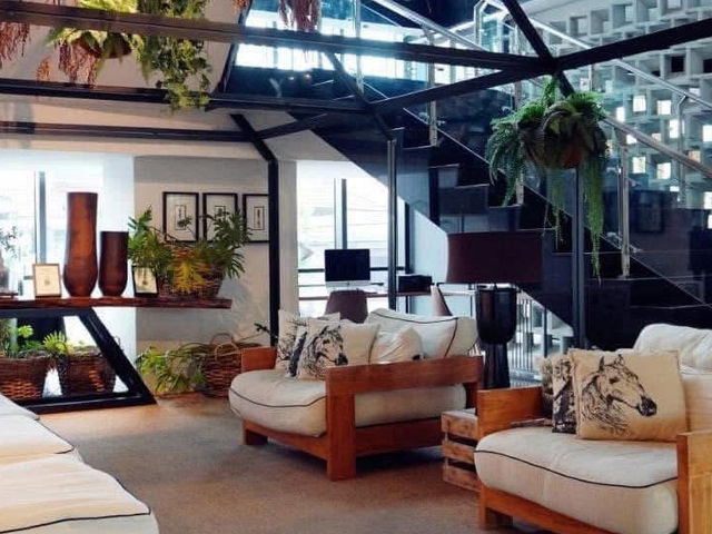 “M Roof Hotel Ipoh — Modern Urban Comfort Meets Stylish Simplicity”