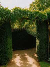 🌸 Hidden Italian Spring Garden Near London – Gresgarth Hall