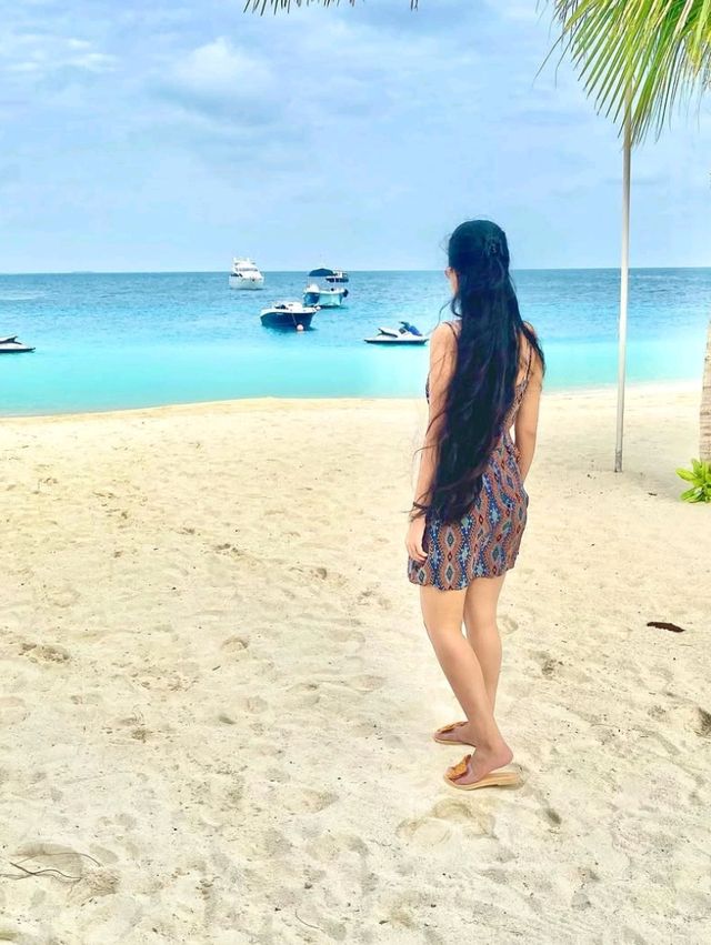 🌊 Paradise Found: The Stunning Maldives Islands!