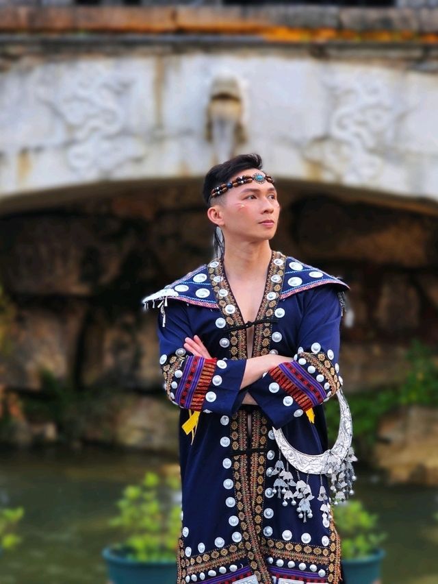 Nightfall in 乌江寨 – A Fairytale Comes to Life