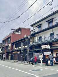 🇯🇵 飛驒高山市漂亮老街和小食