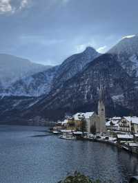 A solo day trip to dreamy Hallstatt for my birthday. Just me, snow, and memories I’ll keep forever