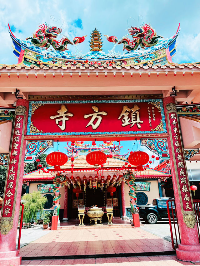 “Echoes of Heritage: Discovering Kajang’s Timeless Shen Sze She Yar Temple”