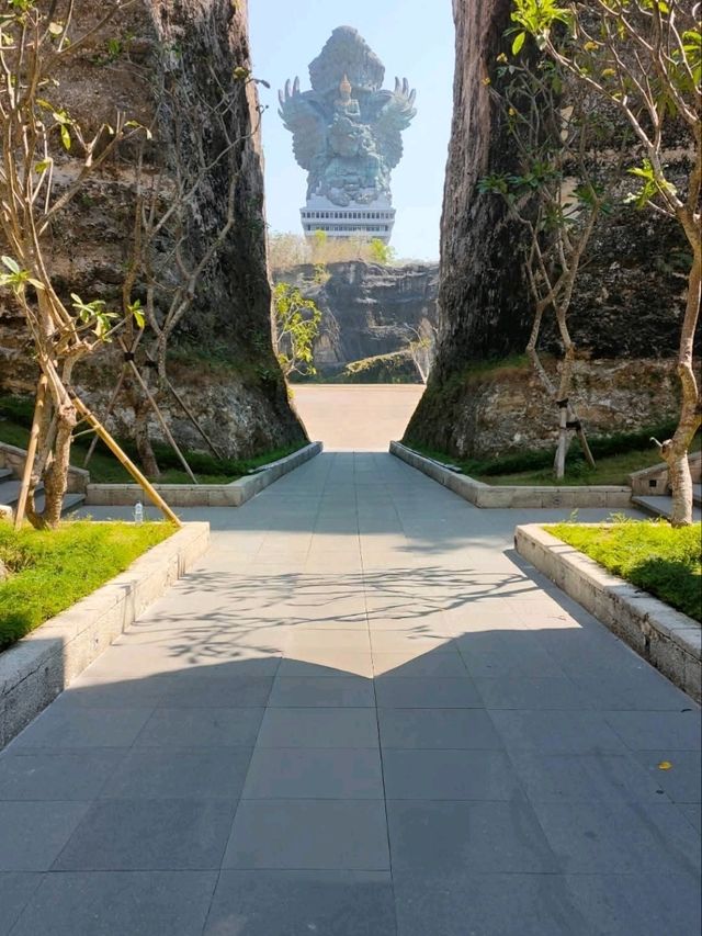 "Garuda Wisnu Kencana Park:The Majestic Heart of Balinese Heritage"