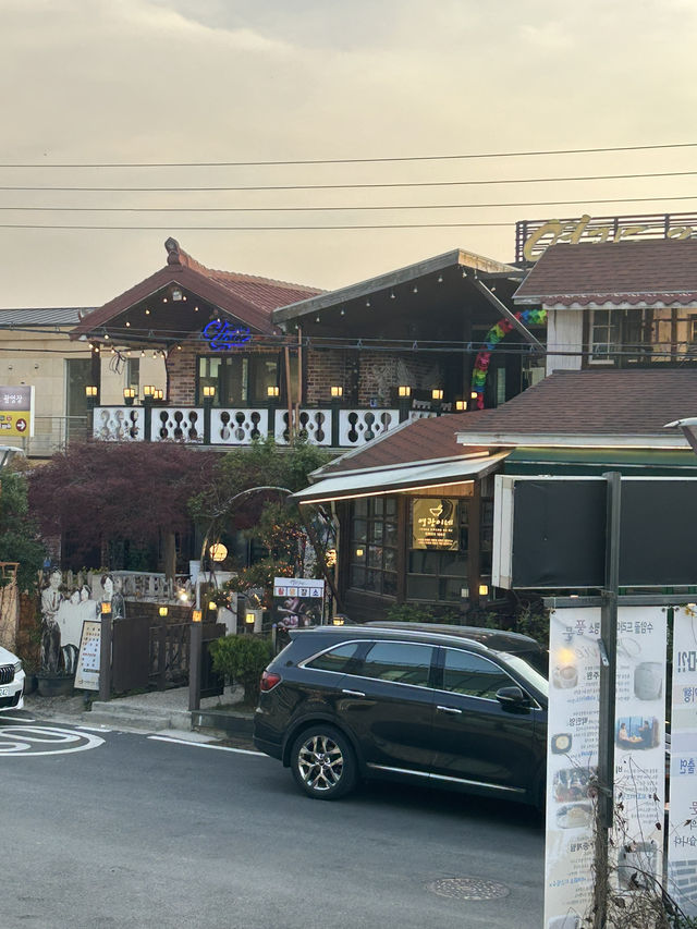 청주 수암골 언덕길 올라가다 만난 따뜻한 밥집 한 그릇🤍☀️