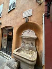 กราซ (Grasse) เมืองน้ำหอม