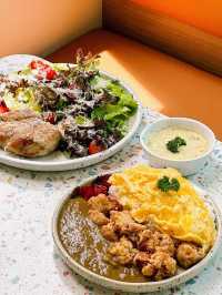 ร้าน Continue Cafe - คาเฟ่สไตล์มินิมอล สามโคก