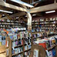 시애틀의 대표 독립 서점, Elliot Bay Book Company!