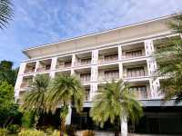 Nana Beach Hotel & Resort ชุมพร