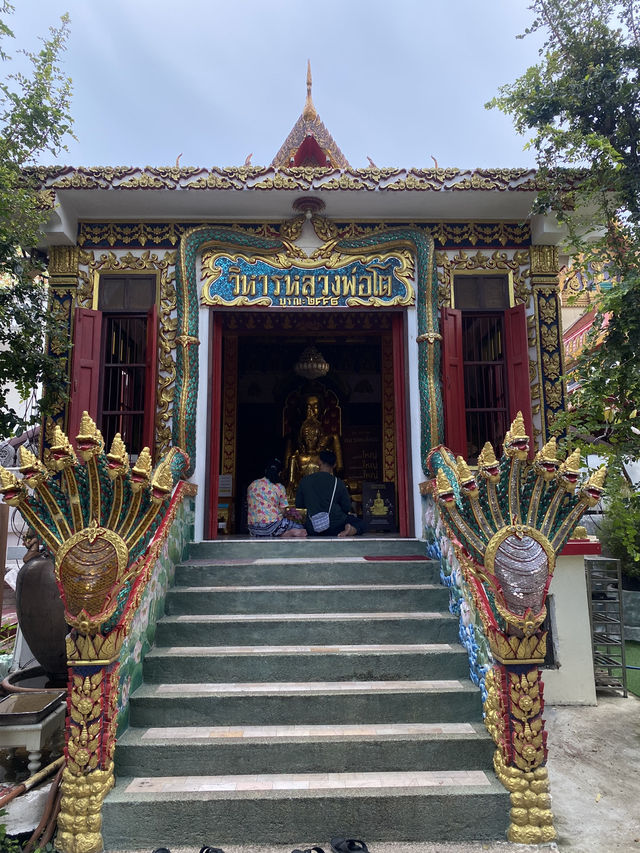 รีวิว: ไหว้พระรับดาวเสาร์ย้ายที่ “วัดนาคปรก” 