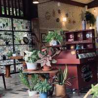 ร้านบ้านครูซัน อุ้มผาง | ตาก