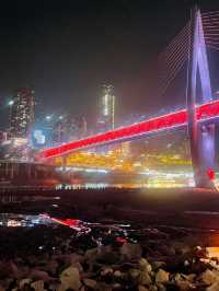 重慶🇨🇳 探索這座城市的日與夜 😍