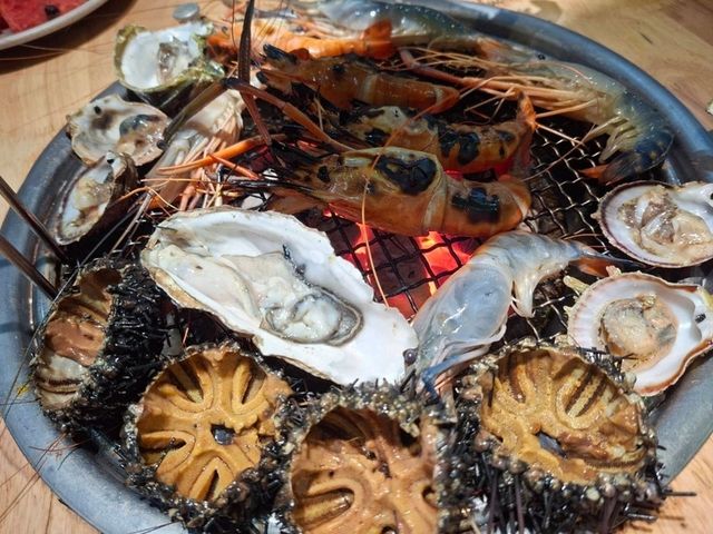 ตลาดสำหรับคนรักอาหาร Cho Dem Phu Quoc✨️