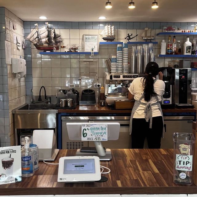 【グアム】🇬🇺 カフェ メイフラワー