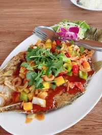 ร้าน โรงเตี๊ยม ณ เกาะแรต