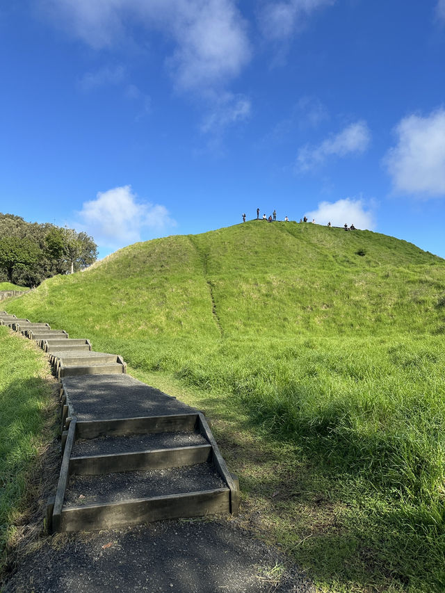 紐西蘭 ｜登奧克蘭伊甸山 Mount Eden Summit