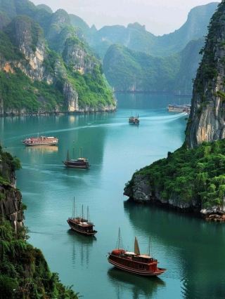 Hạ Long Bay, Vietnam