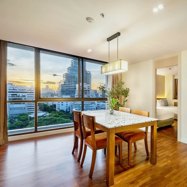 A Sophisticated Stay in Bangkok’s Bustling Heart