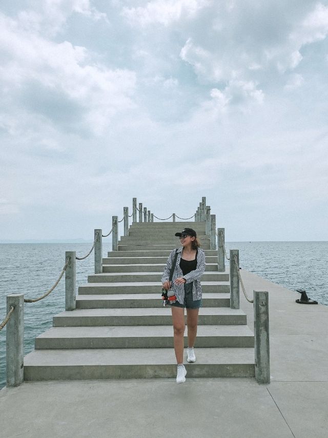 Waves, Views & Flavor – A Kep Gem 🌊