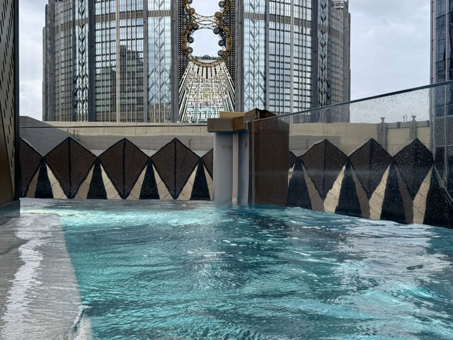 Year-Round Aquatic Fun Under One Roof 