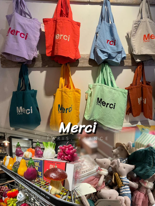 🇫🇷 Merci ! A cool lifestyle store in Paris 