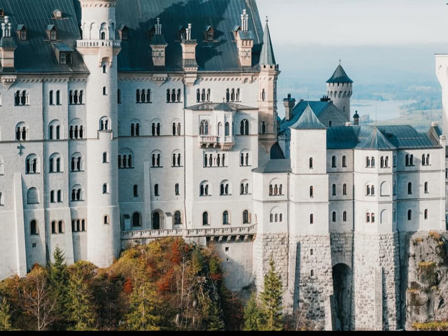 🏰夢の世界へ！ノイシュヴァンシュタイン城でおとぎ話の主人公に✨