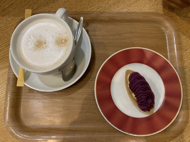 🛍️ Snack, Sip & Shop at Okashigoten Kokusai Street Matsuo!