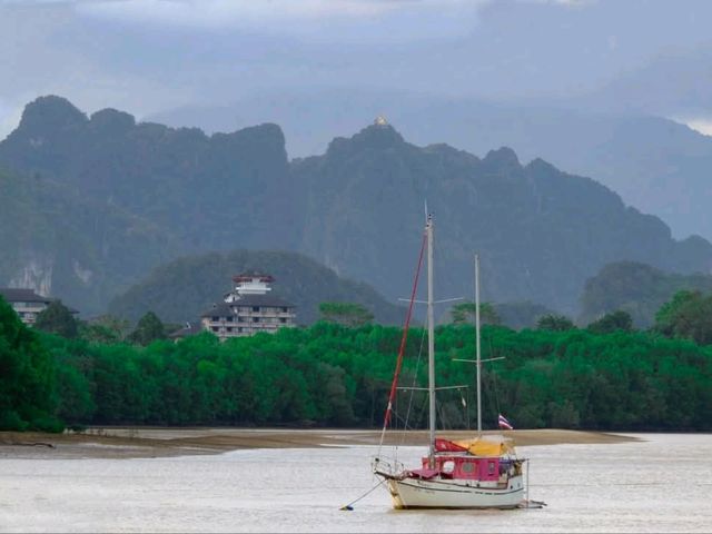 โรงแรมริเวอร์ฟร้อนท์ กระบี่