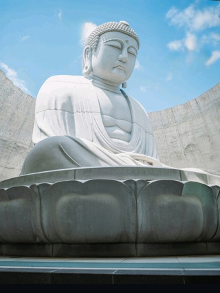 佛頭山上的寧靜與驚奇