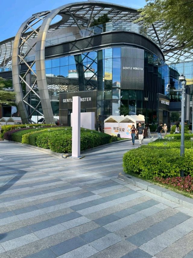 🛍️🌆 Tianhuan Square Guangzhou – Trendy, Urban & Full of Surprises! ✨🍜