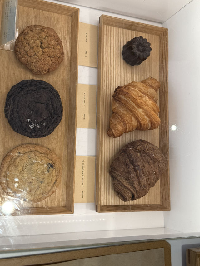 純白符號下的咖啡儀式：%ARABICA台北象山店