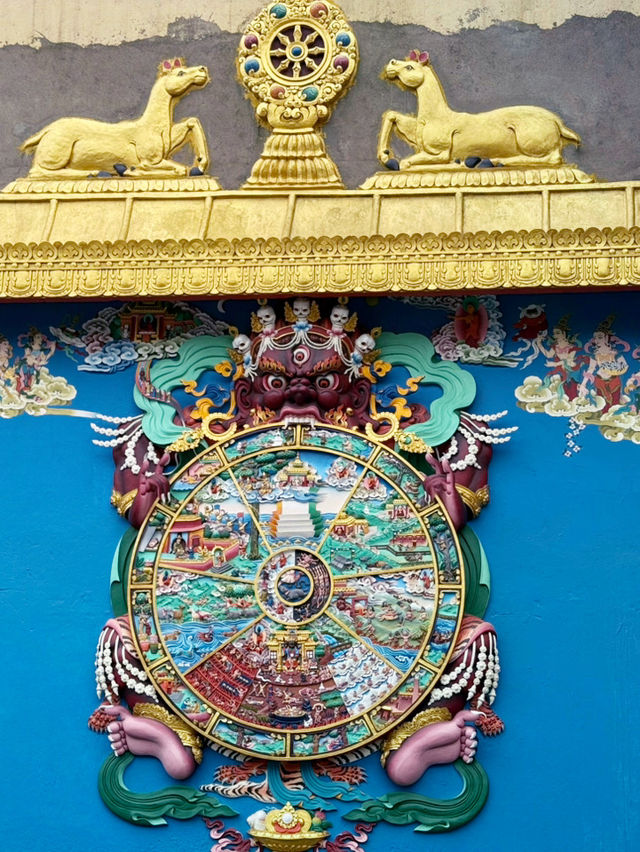 【インド・ダージリン グル・サキャ僧院】ダージリンの奥地に静かに祈りが響く場所