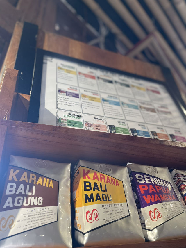 🇮🇩 Seniman Coffee Studio