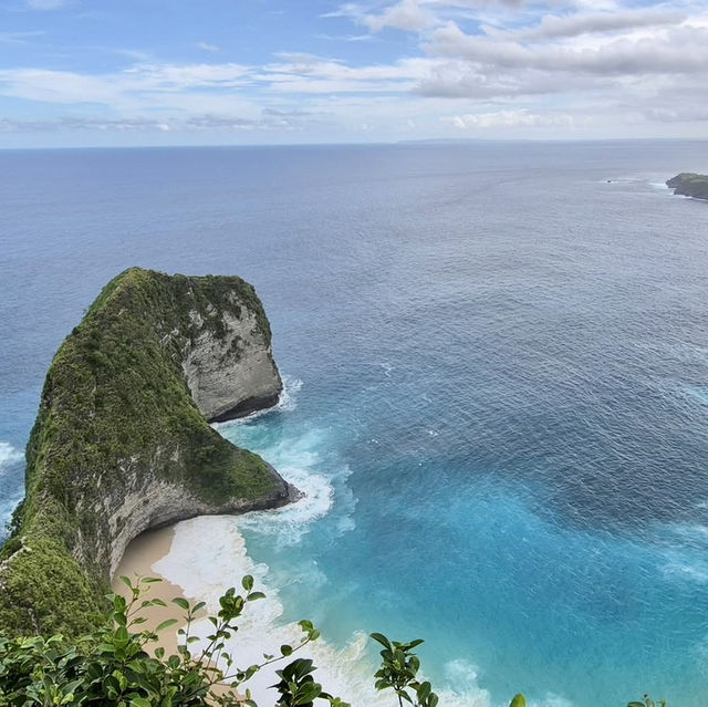 Catch the Magic: A Day in Nusa Penida