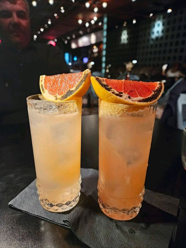 Decadance - Restaurant & Bar