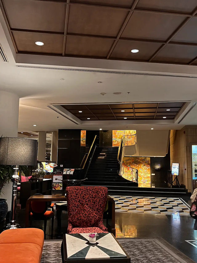 Bangkok’s Warmest Welcome, Stay Century Park