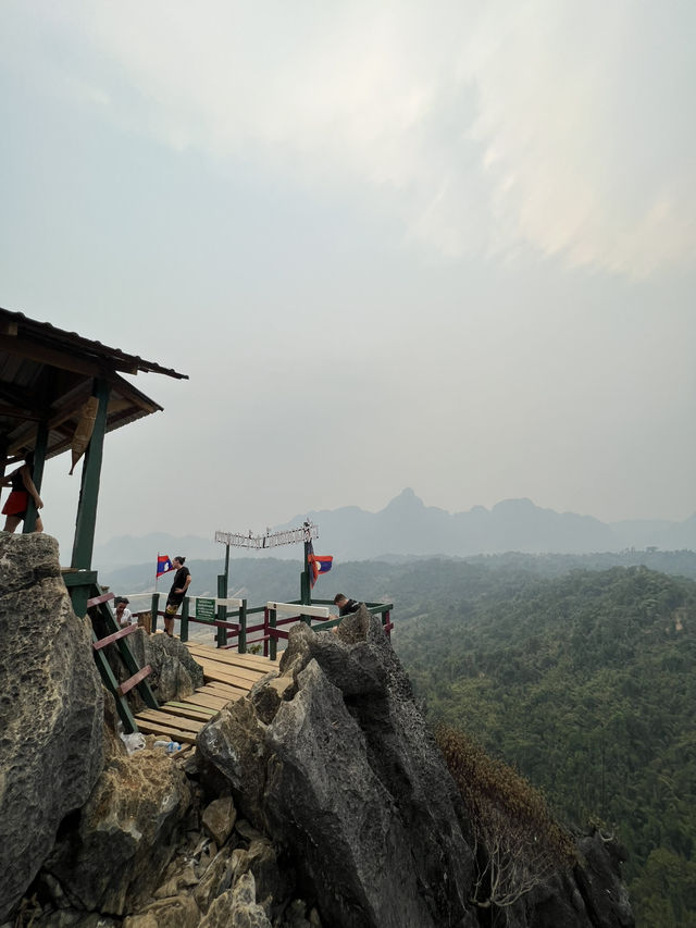 วังเวียงไม่วังเวง🛶⛰️
