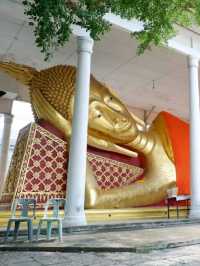 วัดกู้ ไหว้พระ ปากเกร็ด นนทบุรี .