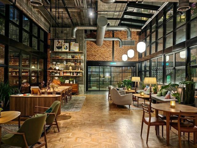 Kloe Hotel