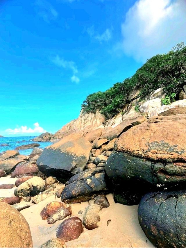 The Rocky Side of Shek O Beach