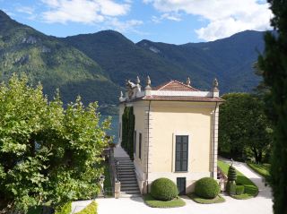 007/Star Wars Filming Location: The Iconic Villa in Como