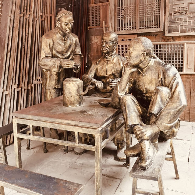 🏮 Step Back in Time: A Solo Traveler’s Guide to Huanglongxi Ancient Town! 🏮 Step Back in Time: A Solo Traveler’s Guide to Huanglongxi Ancient Town!